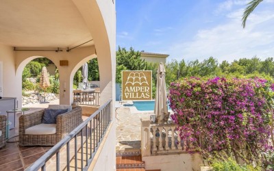 Lovely villa for sale with beautiful views and marvelous garden in Altea Costa Blanca